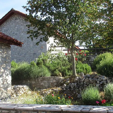 Casa de Férias In Leonidio Near Mount Parnon *